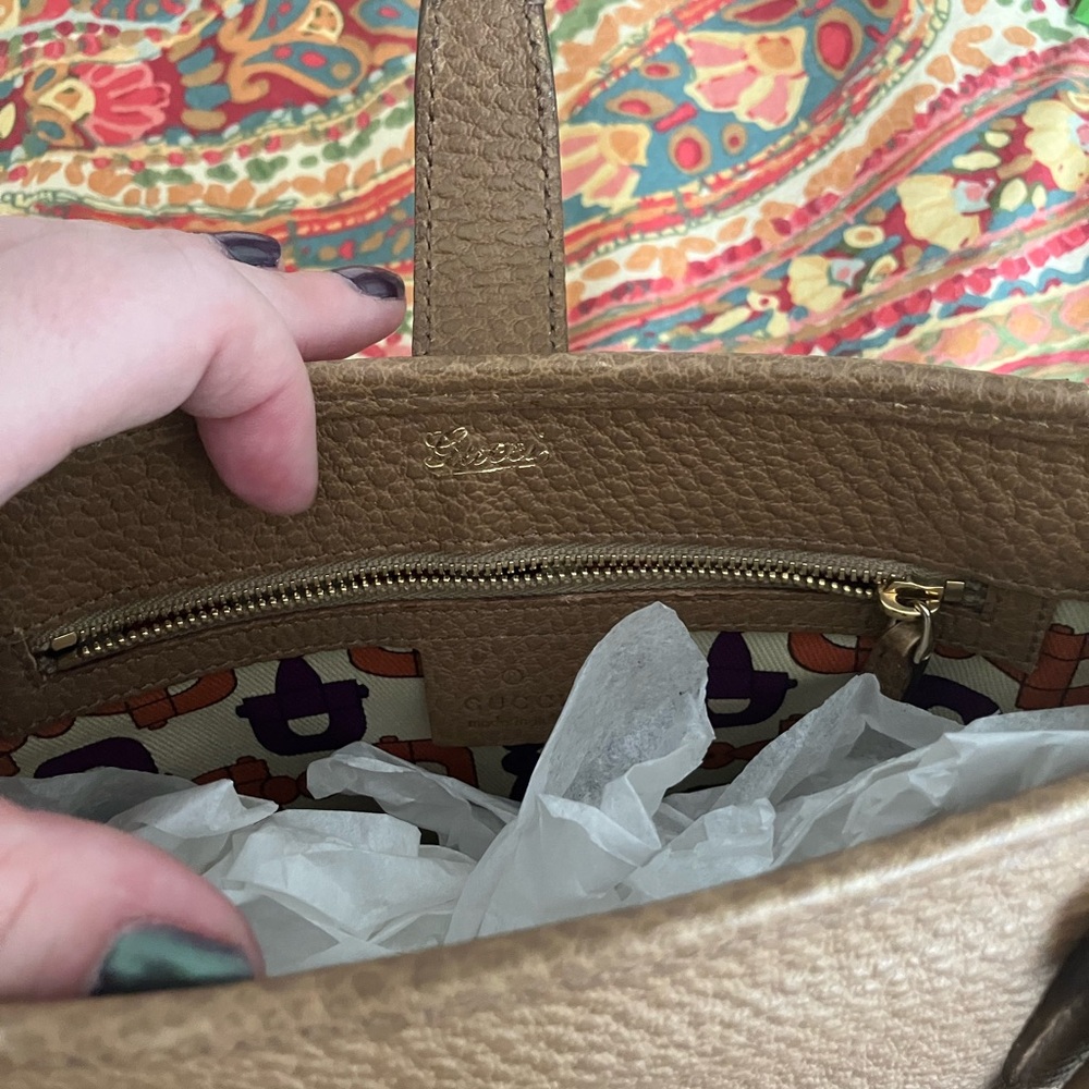 Gucci Jackie Small Leather Handbag - Picture 4 of 7